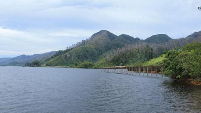 Objek Wisata Danau Siasis Yang Indah Dan Menyimpan Sejarah